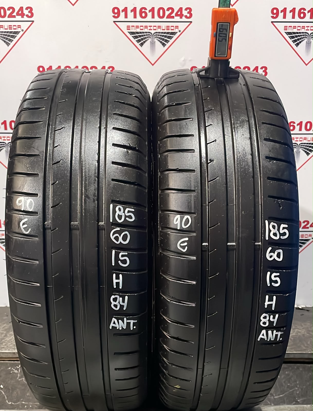 DUNLOP SP SPORT BLURESPONSE USADO  185/60 R15 84 H